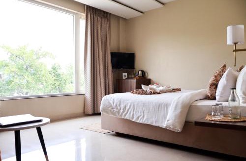 Sarnath Hotel | HHW Buddha lineage Sarnath Varanasi