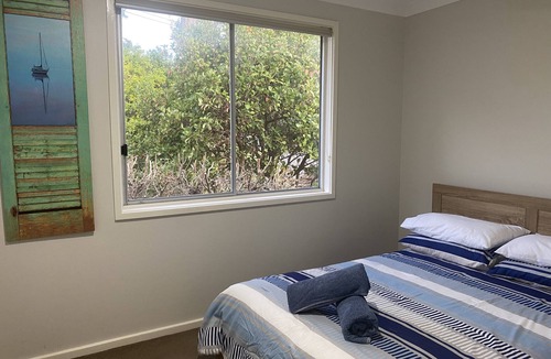 Nords Wharf House | Hideaway By The Lake - The perfect lakeside holiday location!