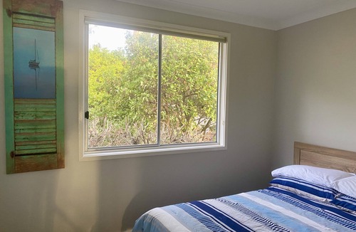 Nords Wharf House | Hideaway By The Lake - The perfect lakeside holiday location!