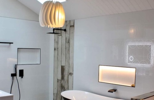 Mapleton Cottage | Hideaway Falls on Mapleton