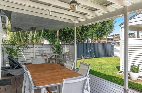 Yamba House | High Fives - Pet-Friendly Gem in the Heart of Yamba - Holiday Yamba