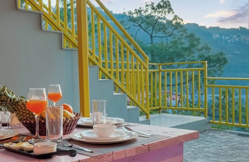 Kumarhatti Villa | Hillshades 3-BHK With Sit-out Area