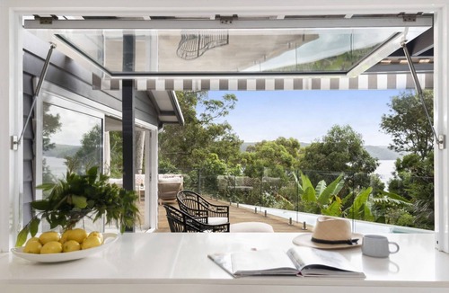 Avalon Beach House | HILLTOP HOUSE by Palm Beach Holiday Rentals