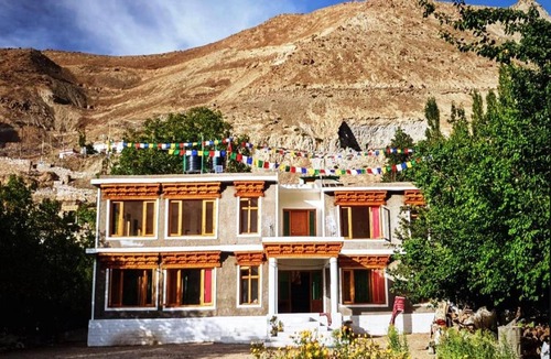 Tingmosgang House | Himalayan Abode