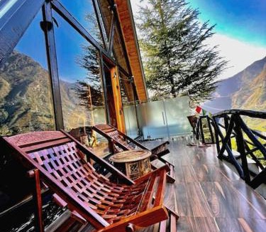 Banjar Ski Chalet | Himalayan Manor A-Frame Cabin