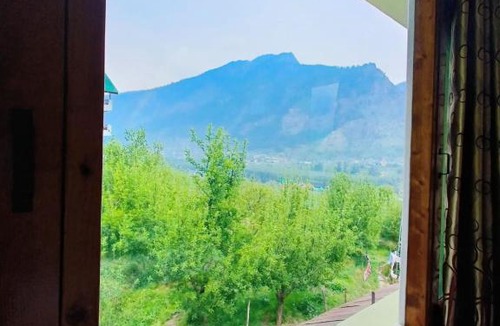 Manali Apartment | himalayan tradition villa