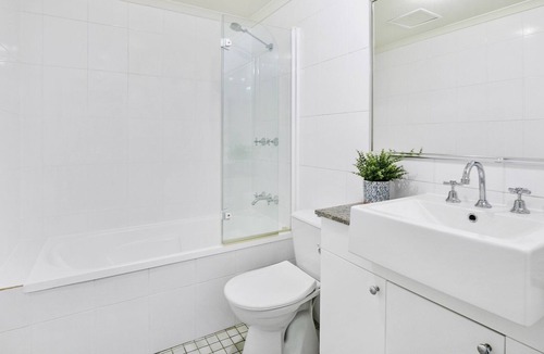 Crows Nest Apartment | HOLT1 - Crows Nest -Holtermann Street