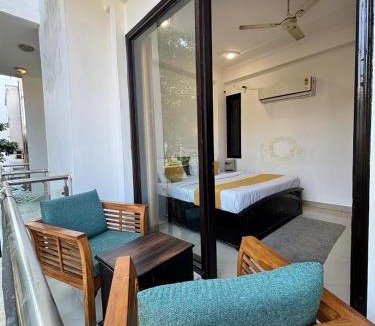 South City I Hotel | Home Bliss - Signature Tower