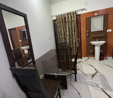 Jammu House | Home stays near railway station and airport