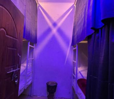 Jhusi Hostel | Homely Vibes