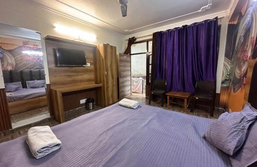 Bhagsu Nag Hotel | Honey N Spice Hotel & Restaurant