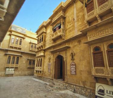Amar Sagar Pol Hostel | Hostel Desert Cow and Home Stay