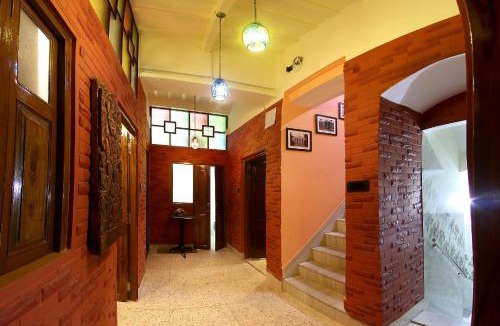 Kolkata House | HOTEL 86B