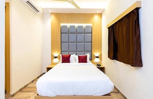 Andheri West Hotel | Hotel Aarti Residency