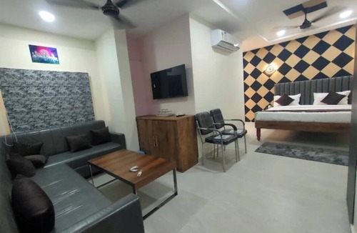 Raipur Hotel | Hotel Abhijeet Inn