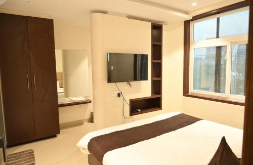 Dewas Hotel | Hotel Abhilasha Premium