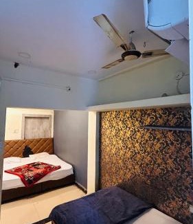 Ujjain House | hotel Adhinam