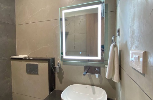 Bhopal Hotel | Hotel Aditya Grand - Bhopal
