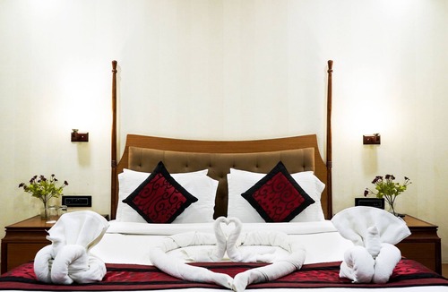 Gwalior Hotel | Hotel Adityaz