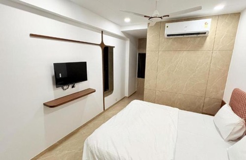 Ahmedabad Hotel | Hotel Alfa - Aslali