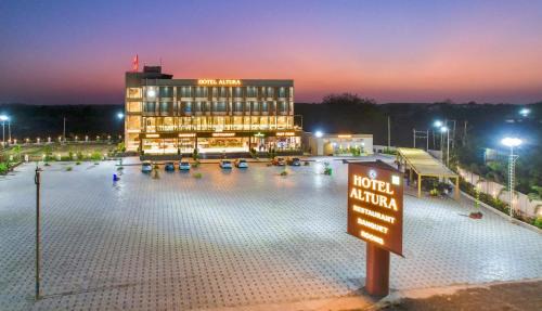 Kadi Hotel | Hotel Altura CHHATRAL