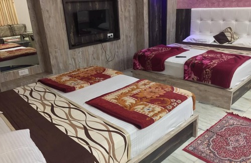 Abu Road Hotel | Hotel Ambika