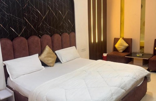 Saharanpur Hotel | Hotel American