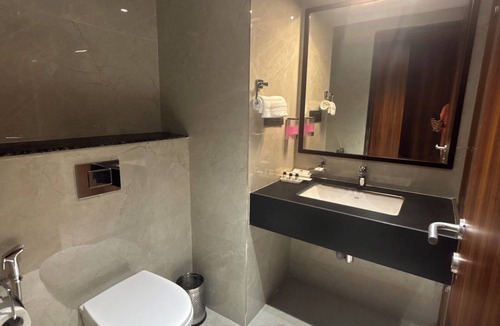 Kota Hotel | Hotel Amyra