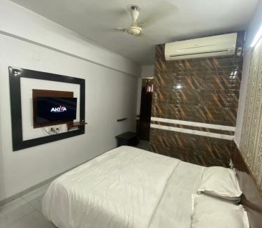 Ahmedabad Hotel | Hotel Anand Palace Inn