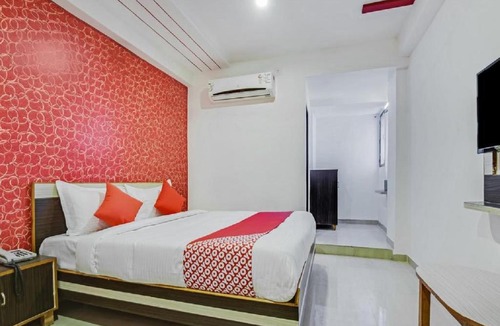 Chandkheda Hotel | Hotel Anjali Palace