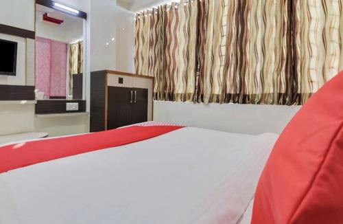 Chandkheda Hotel | Hotel Anjali Palace
