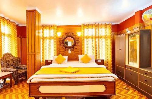 Mallital Hotel | Hotel Ankur Premium Plaza Near Mall Road Nainital
