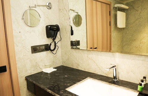 Moradabad Hotel | Hotel Aroma Inn
