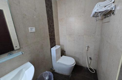Iyyappanthangal Hotel | Hotel Ashok Residency, Porur