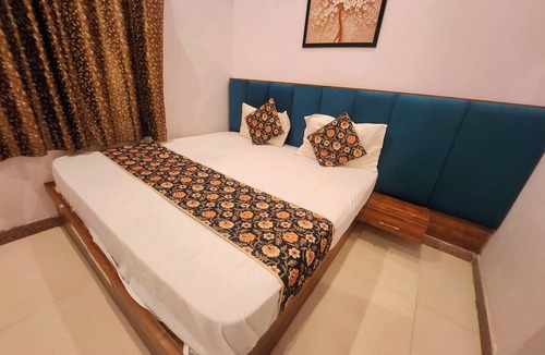 Shri Madhopur House | Hotel Atithi