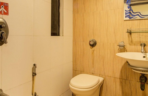 Malad West Hotel | Hotel Atithi Inn