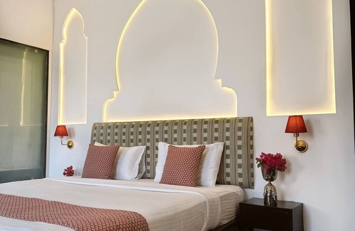 Agra Hotel | Hotel Atulyaa Taj