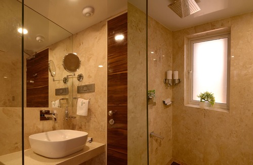 Andheri East Hotel | Hotel Auris & Banquets, Mumbai International Airport