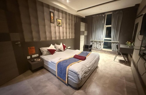 Zahirabad Hotel | Hotel Avani Grand