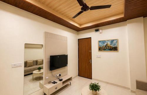 Indore Hotel | Hotel Aventus Suites Indore