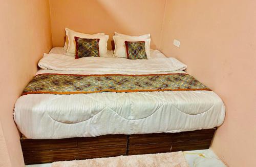 Sanwer Hotel | Hotel Avigatkabir sanwer