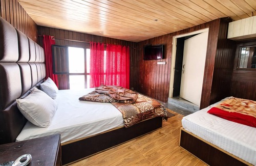 Mallital Hotel | Hotel Avon Lake View Mall Road Nainital