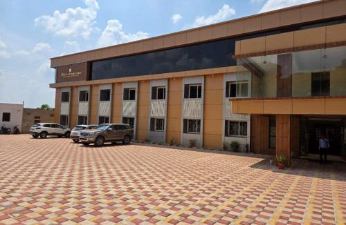 Badami Hotel | Hotel Badami Court unit of shreejit Resorts Pvt Ltd