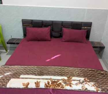 Rishikesh House | Hotel Badri Palace