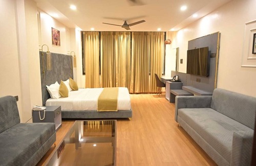 Chhatarpur Hotel | Hotel Bandiram