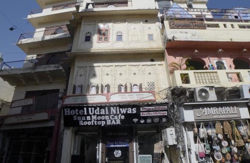 Udaipur Hotel | Hotel Banjara Heritage