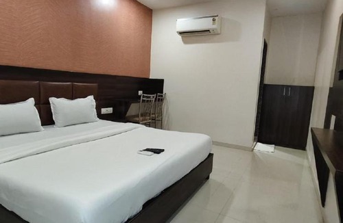 Kismat Nagar Hotel | Hotel BKC Anex Near Bandra Kurla Complex
