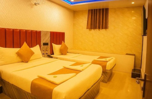 Marol House | HOTEL BLUE SUNRISE