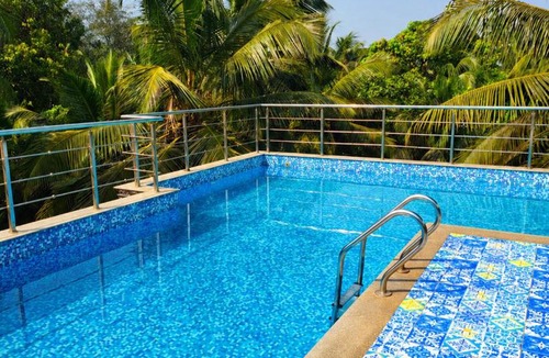 Calangute Hotel | Hotel bright house