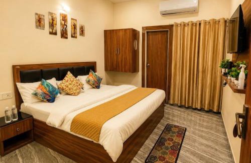Vrindavan Hotel | Hotel Brij Stay - Vrindavan #Near Prem Mandir #Peacefully Located Away From Crowds #AC Rooms #Parking